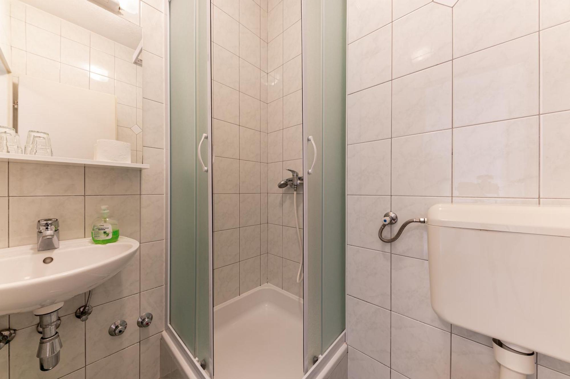 Bed And Breakfast Ivona Baška Voda Pokoj fotografie